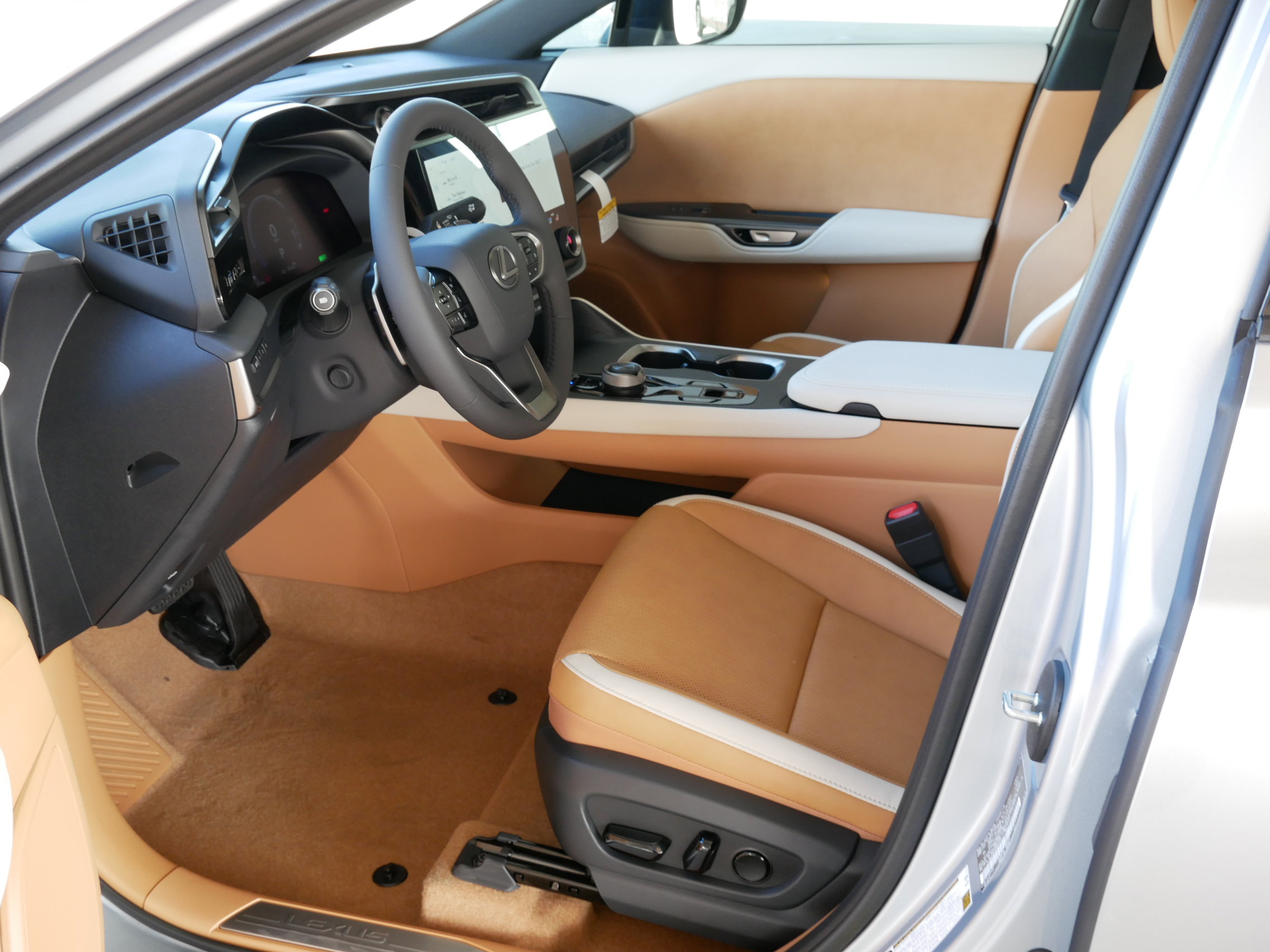 New 2026 Lexus RZ 450e 2WD image 4