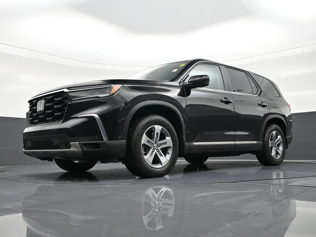 Used 2025 Honda Pilot EX-L image 19