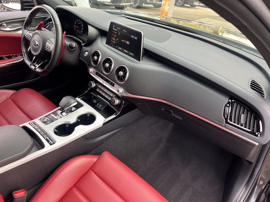 Used 2021 Kia Stinger GT2 AWD/4WD image 23