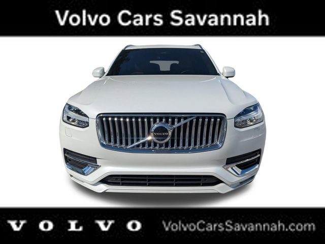 Used 2023 Volvo XC90 B6 Ultimate w/ Protection Package Premier image 11
