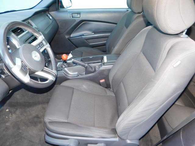 Used 2012 Ford Mustang GT image 11