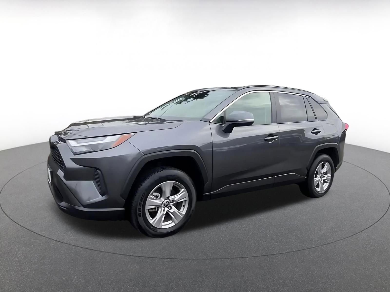 Used 2025 Toyota RAV4 XLE w/ Convenience Package image 8