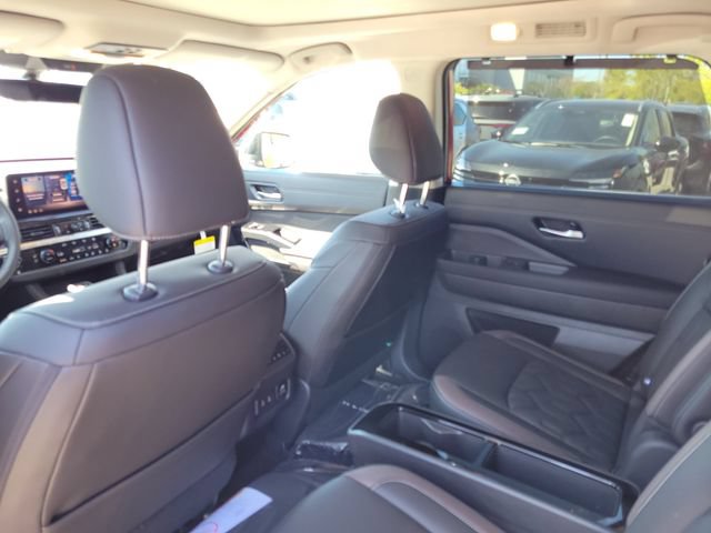 New 2026 Nissan Pathfinder Platinum AWD/4WD image 27
