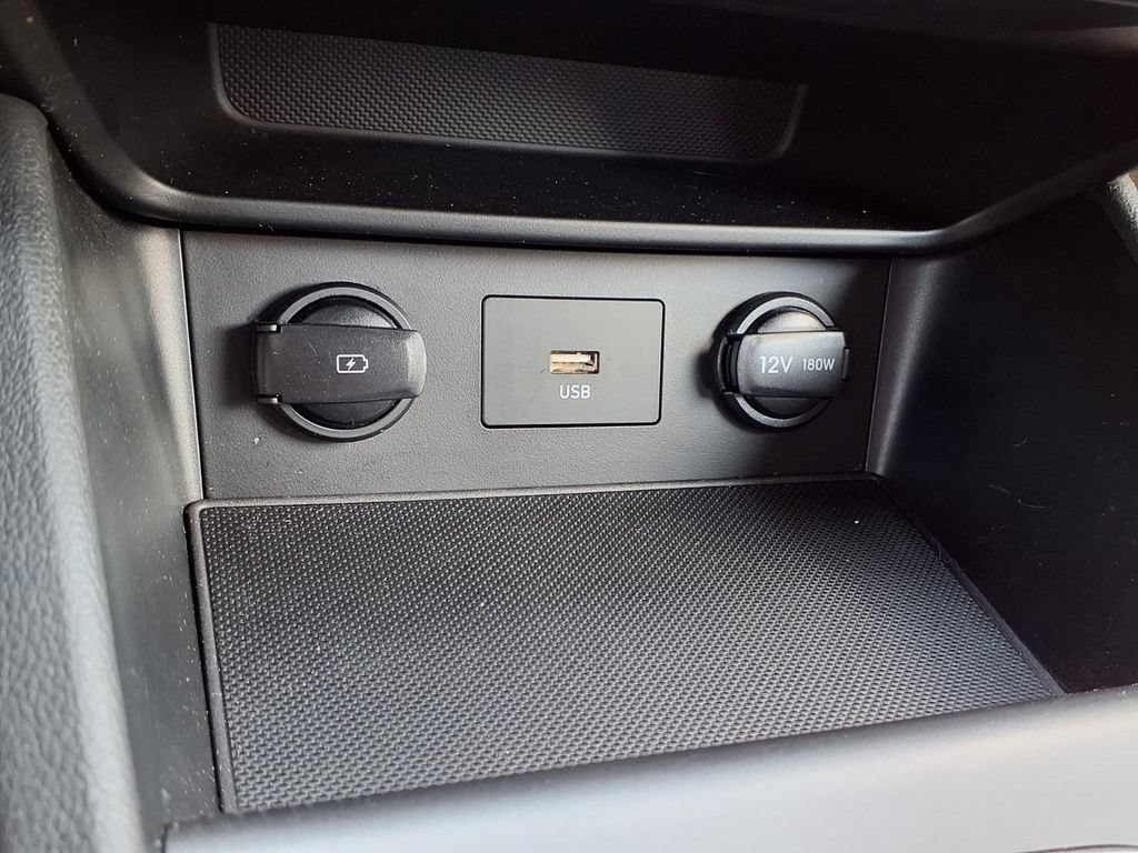 Used 2022 Hyundai Kona SEL AWD/4WD image 10