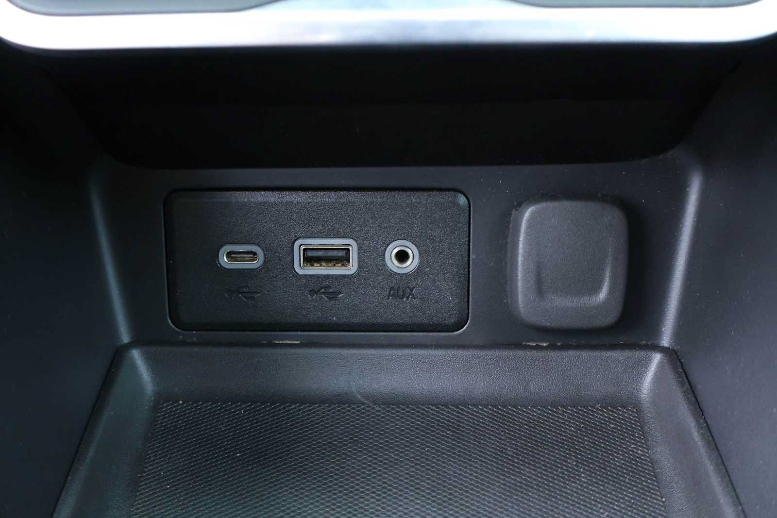 Used 2020 GMC Terrain SLE w/ Driver Convenience Package FWD image 27