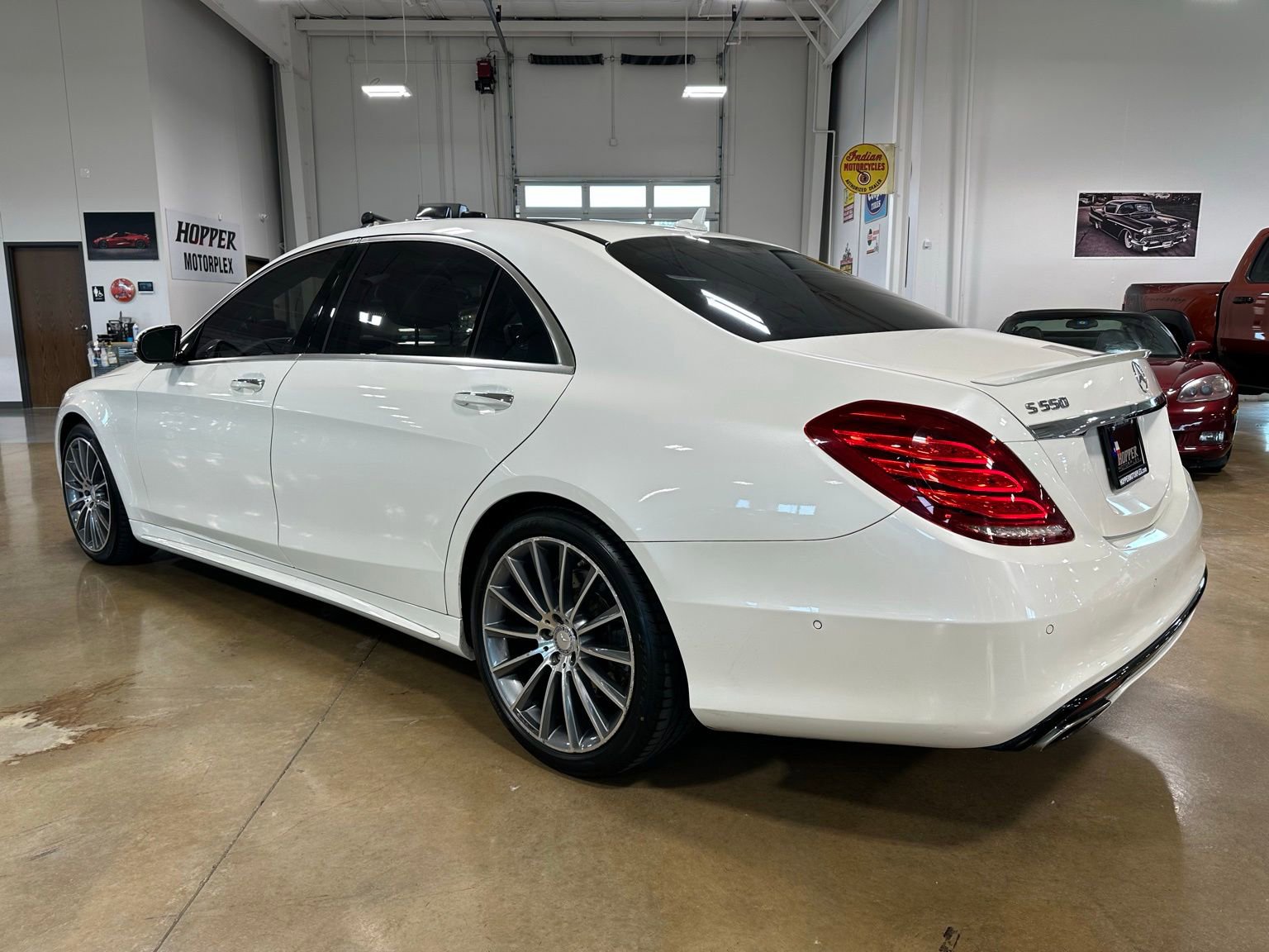 Used 2017 Mercedes-Benz S 550 Sedan image 6