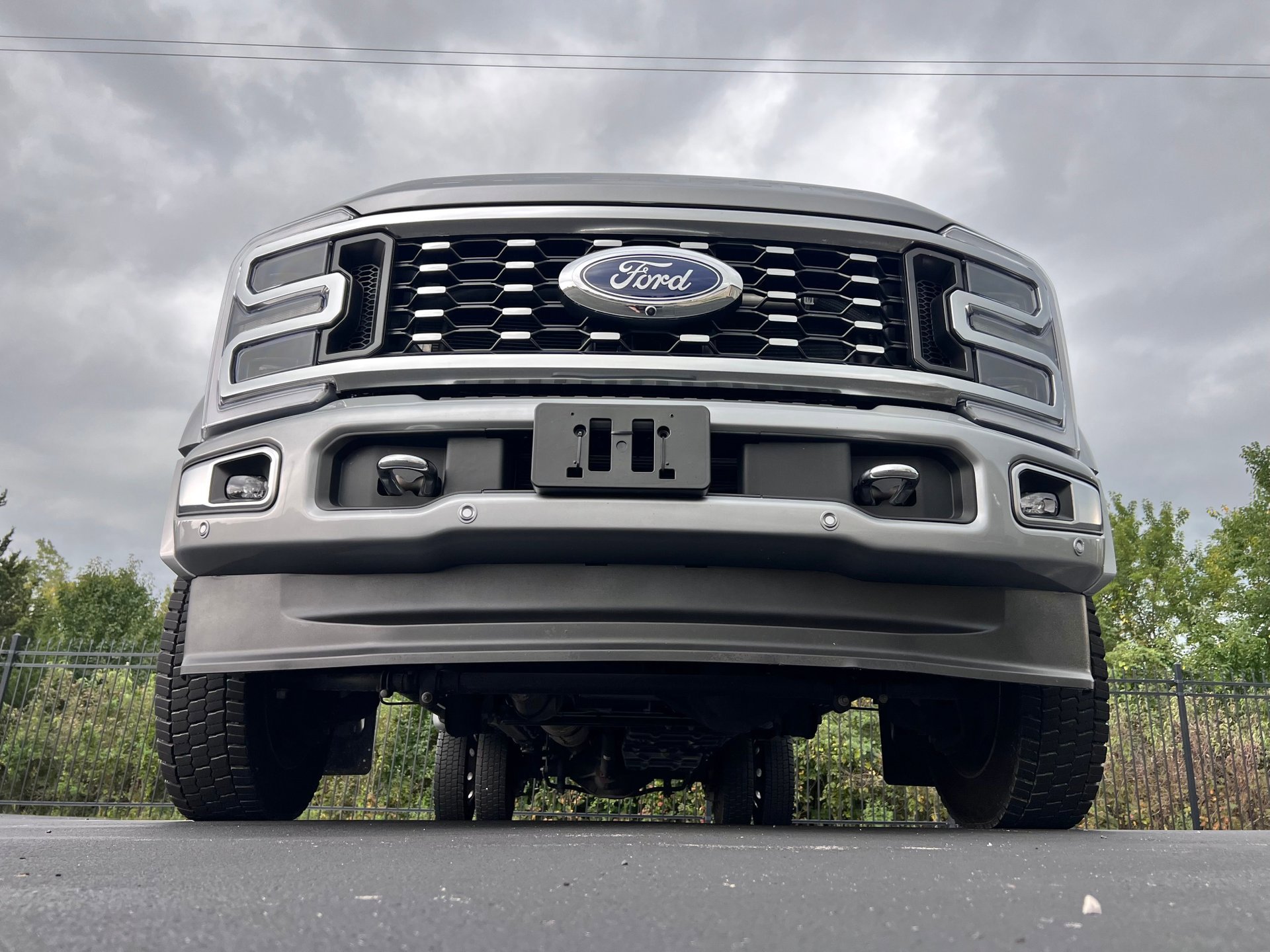 Used 2024 Ford F450 Limited w/ FX4 Off-Road Package image 38