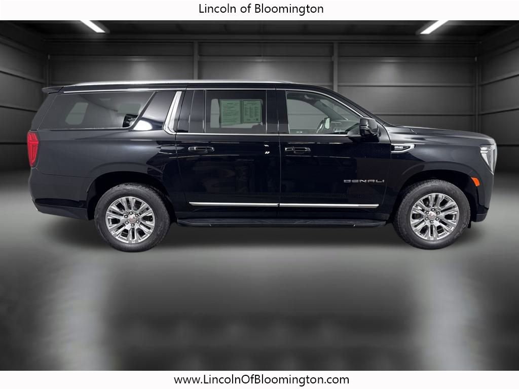 Used 2024 GMC Yukon XL Denali image 7