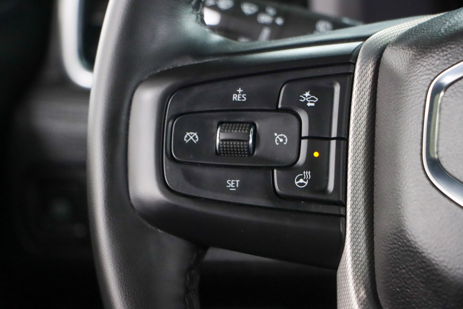 Used 2023 GMC Yukon Denali AWD/4WD image 14