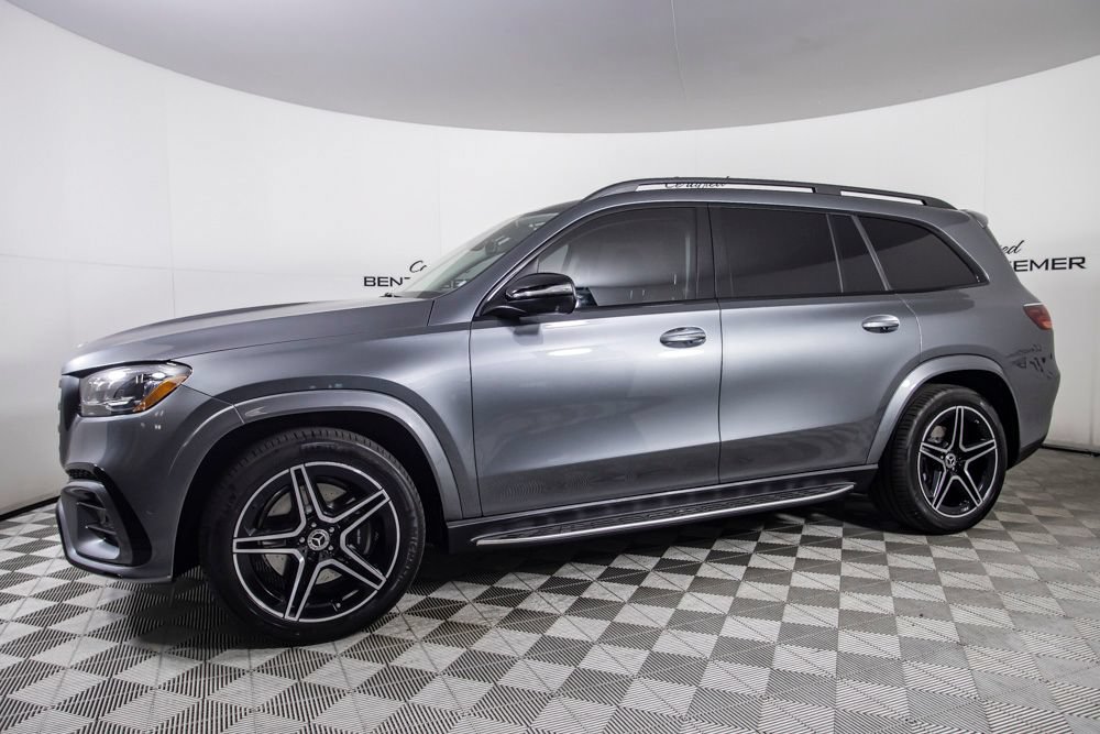 Used 2024 Mercedes-Benz GLS 450 4MATIC image 10