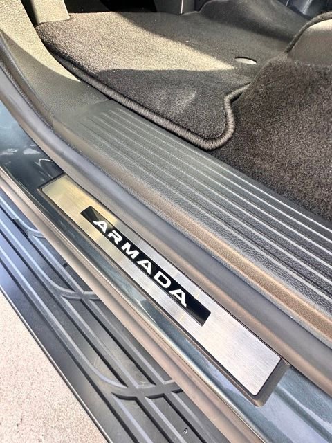 Certified 2025 Nissan Armada Platinum image 40
