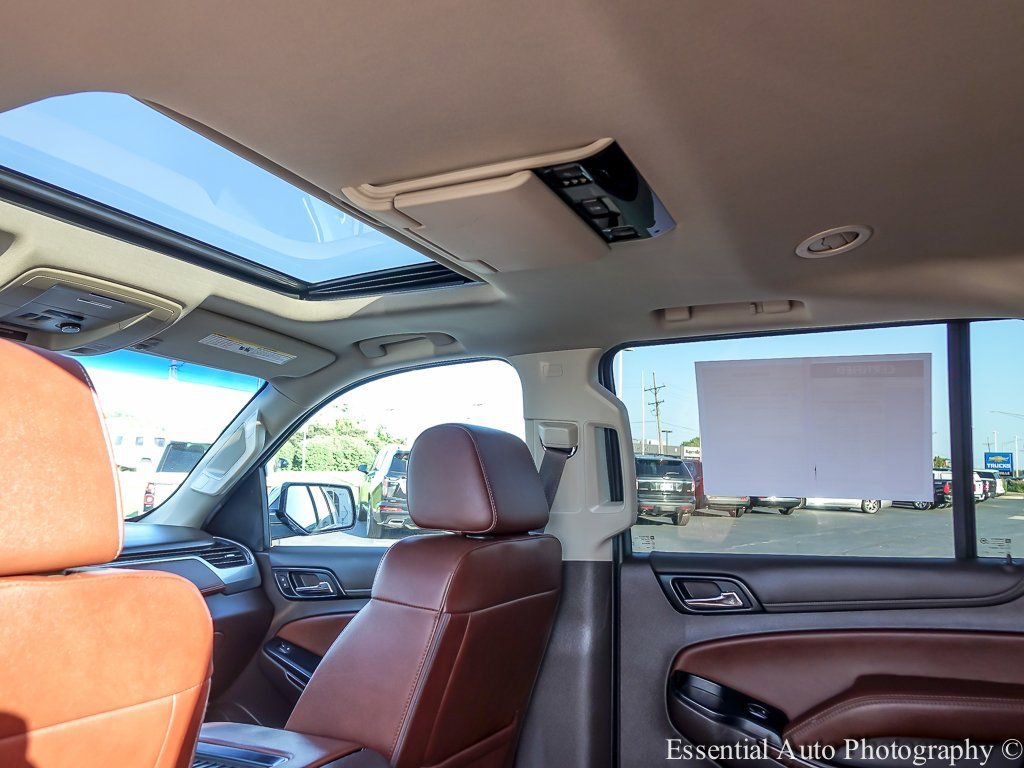 Used 2019 Chevrolet Suburban Premier image 7