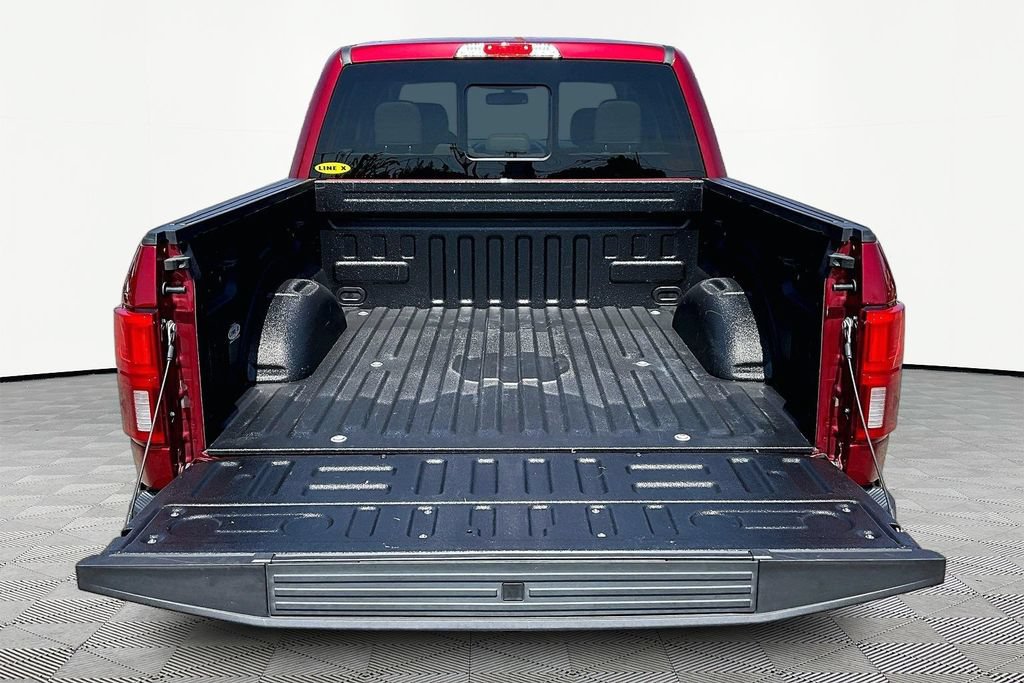 Used 2019 Ford F150 Lariat w/ Equipment Group 502A Luxury AWD/4WD image 18