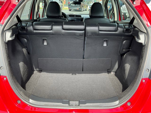 Used 2020 Honda Fit EX-L image 32