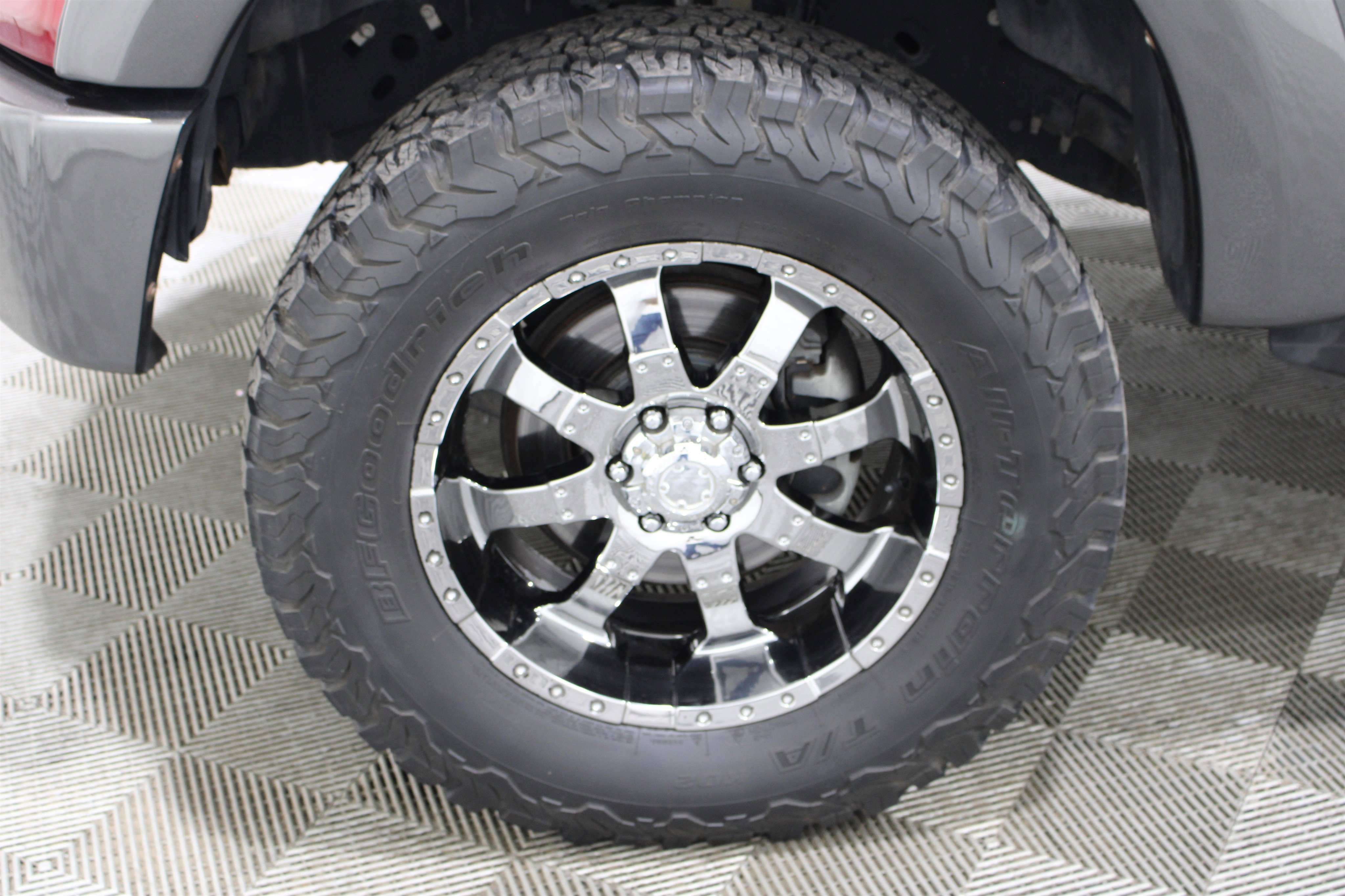 Used 2015 Ford F150 Lariat w/ Equipment Group 502A Luxury image 36