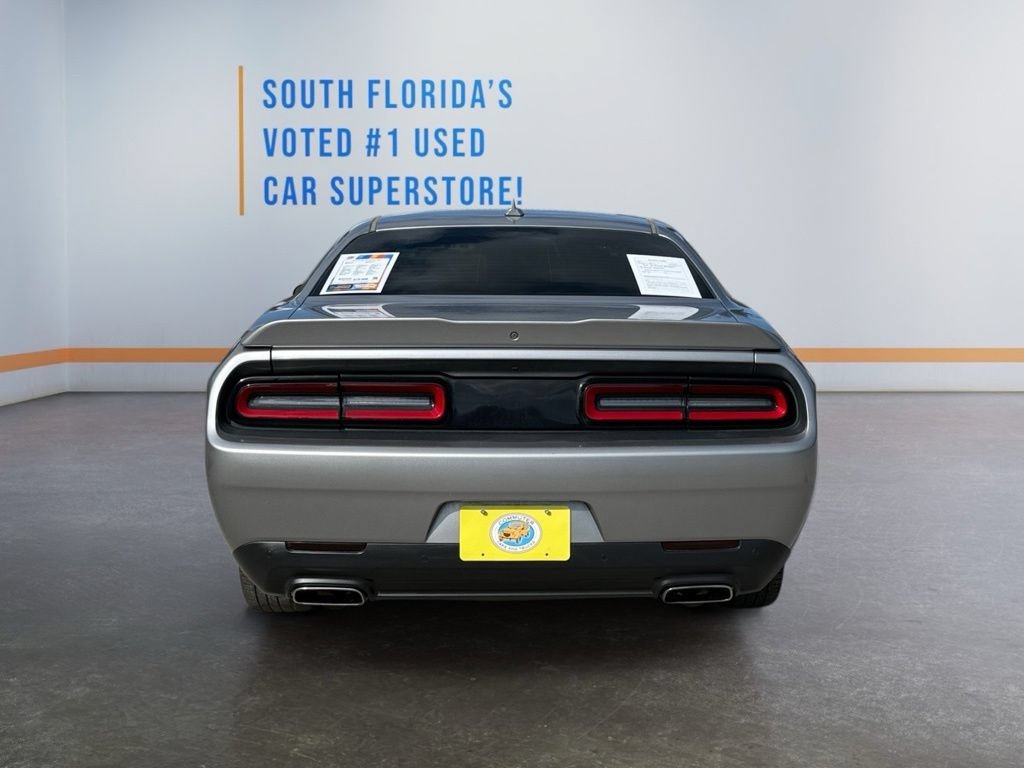 Used 2018 Dodge Challenger SXT Plus RWD image 5