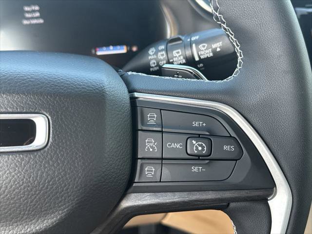 Certified 2023 Jeep Grand Cherokee L Limited w/ Trailer Tow Group (B) image 25