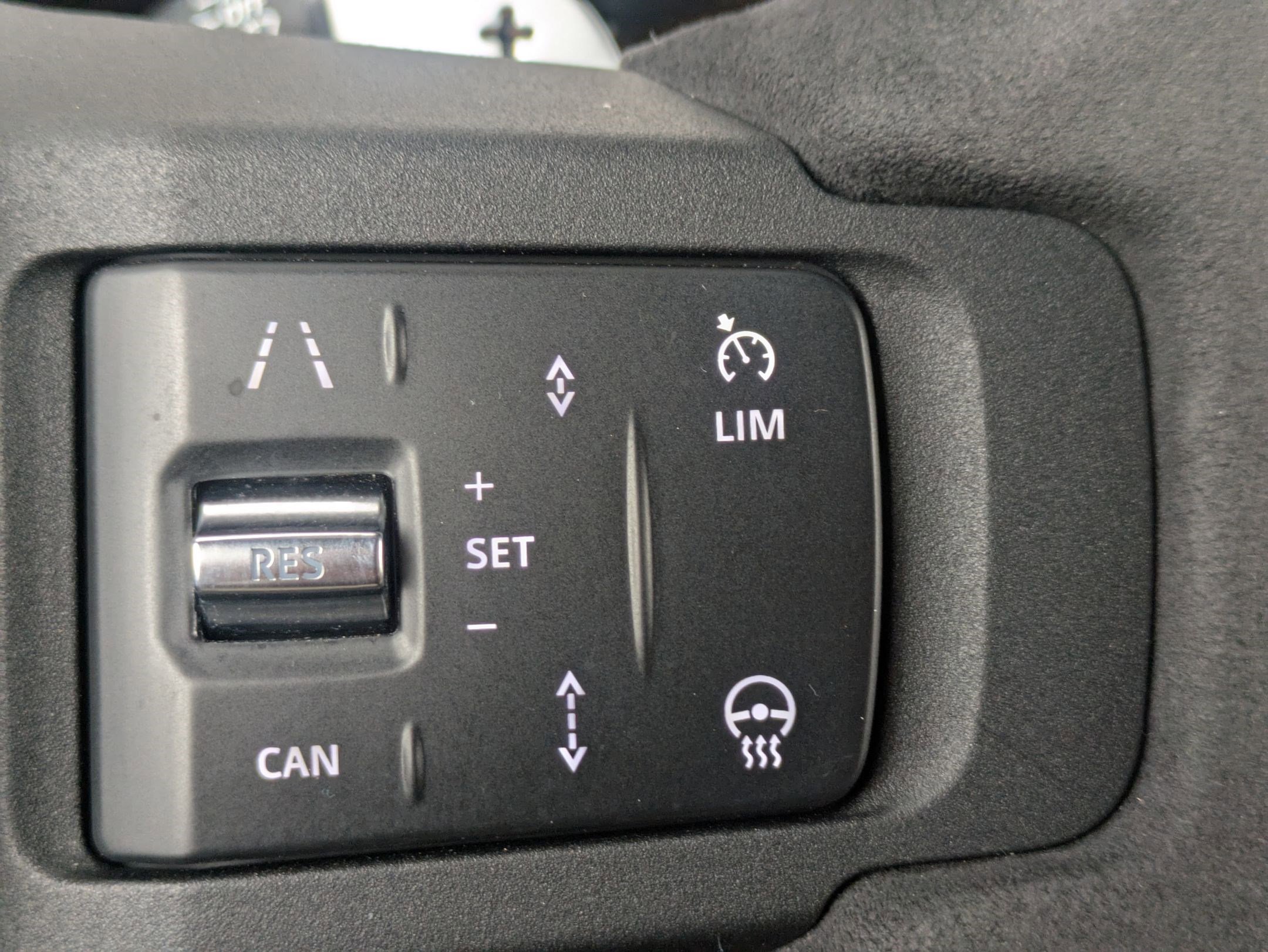 Certified 2023 Land Rover Defender 110 image 17