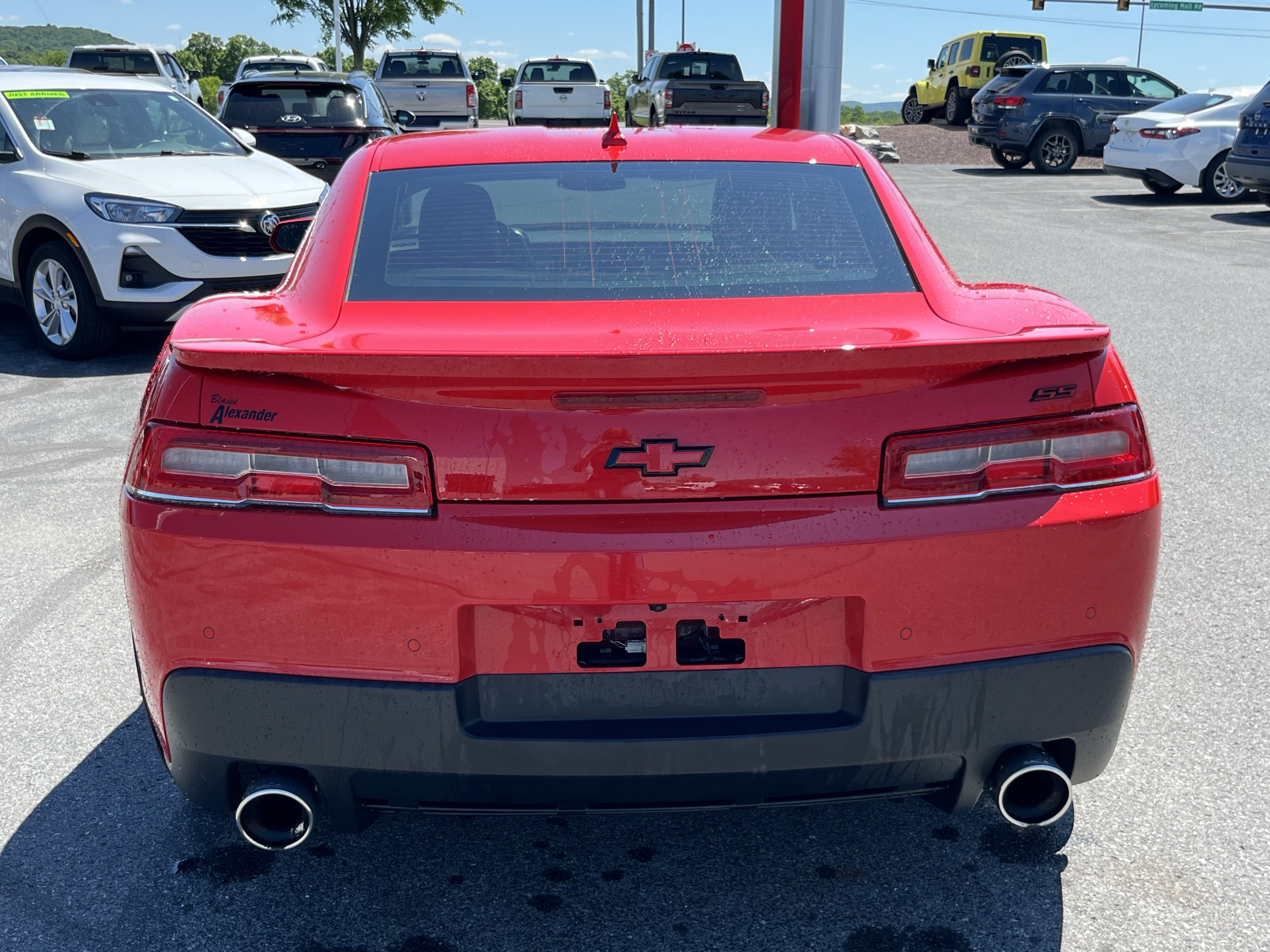 Used 2014 Chevrolet Camaro SS w/ RS Package RWD image 5