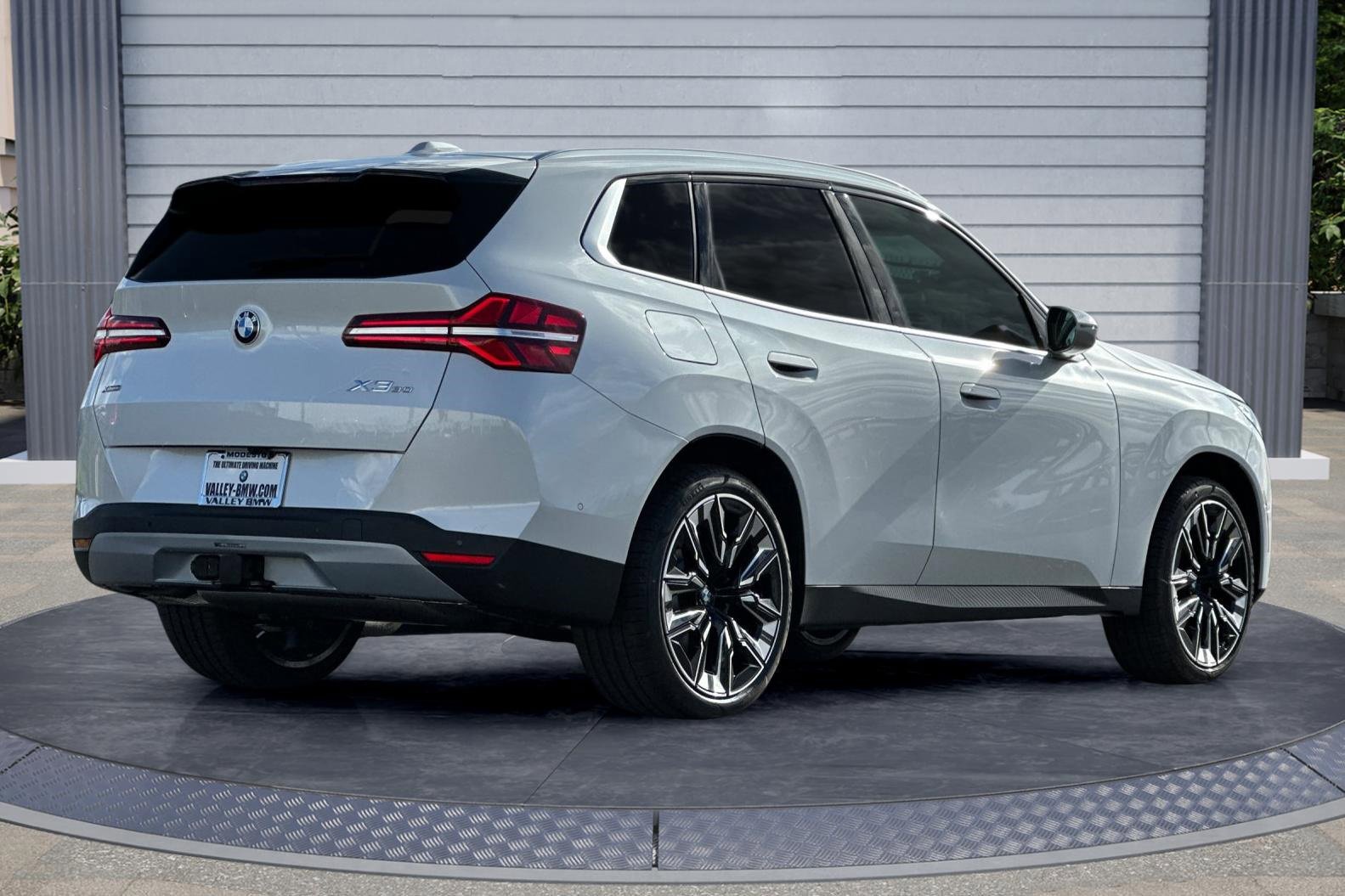 New 2026 BMW X3 xDrive30 w/ Convenience Package image 4