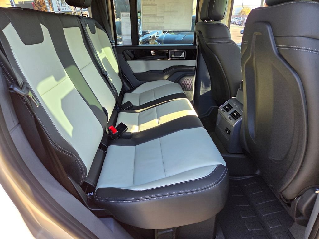 New 2025 INEOS Grenadier Fieldmaster Edition image 16