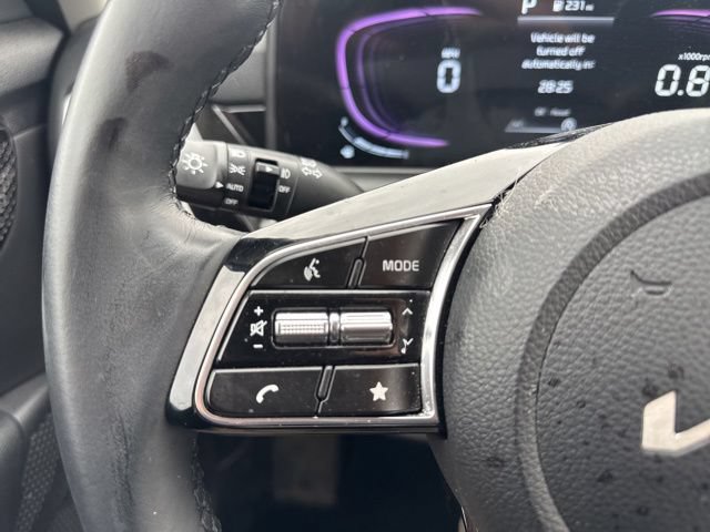 Used 2025 Kia Seltos S AWD/4WD image 23