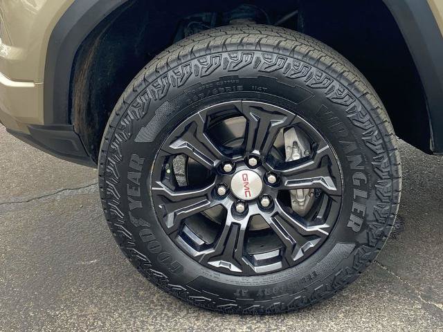 Used 2024 GMC Canyon Elevation w/ Convenience Package RWD image 28