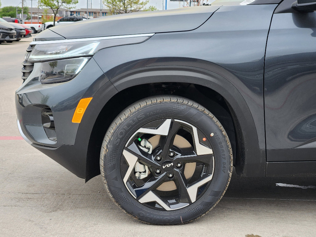 New 2026 Kia Seltos EX image 5