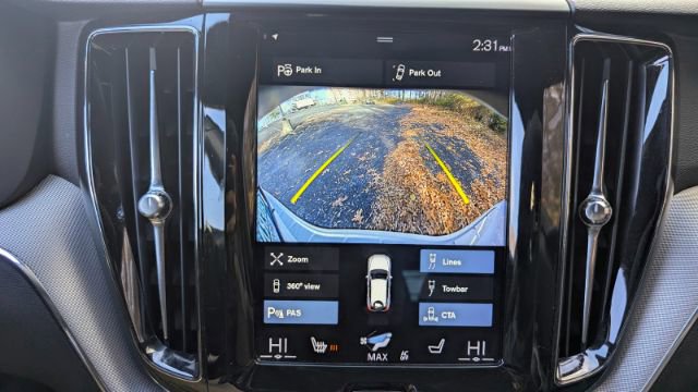 Used 2018 Volvo XC60 T6 R-Design w/ Convenience Package image 39