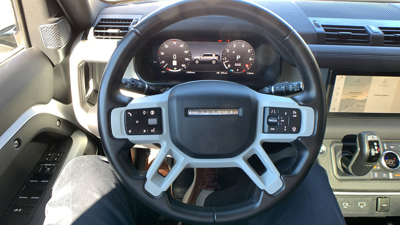 Used 2024 Land Rover Defender 110 S image 14