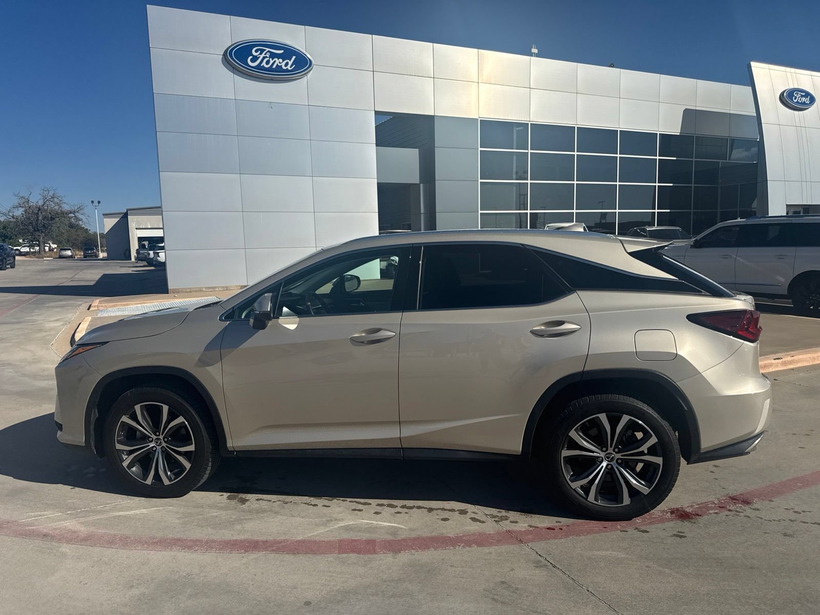Used 2018 Lexus RX 350 FWD w/ Premium Package image 8