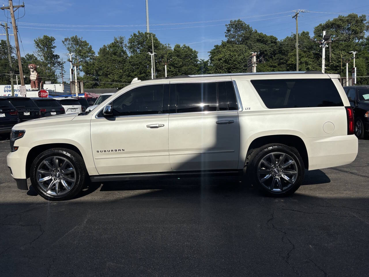 Used 2015 Chevrolet Suburban LTZ AWD/4WD image 5