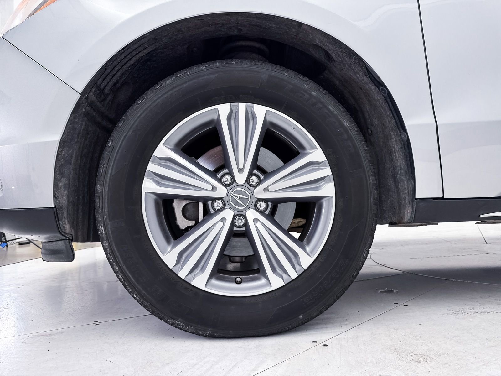 Used 2020 Acura MDX FWD image 13