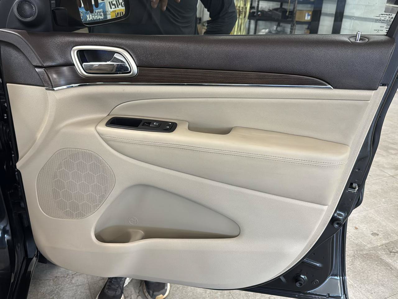 Used 2015 Jeep Grand Cherokee Overland AWD/4WD image 61