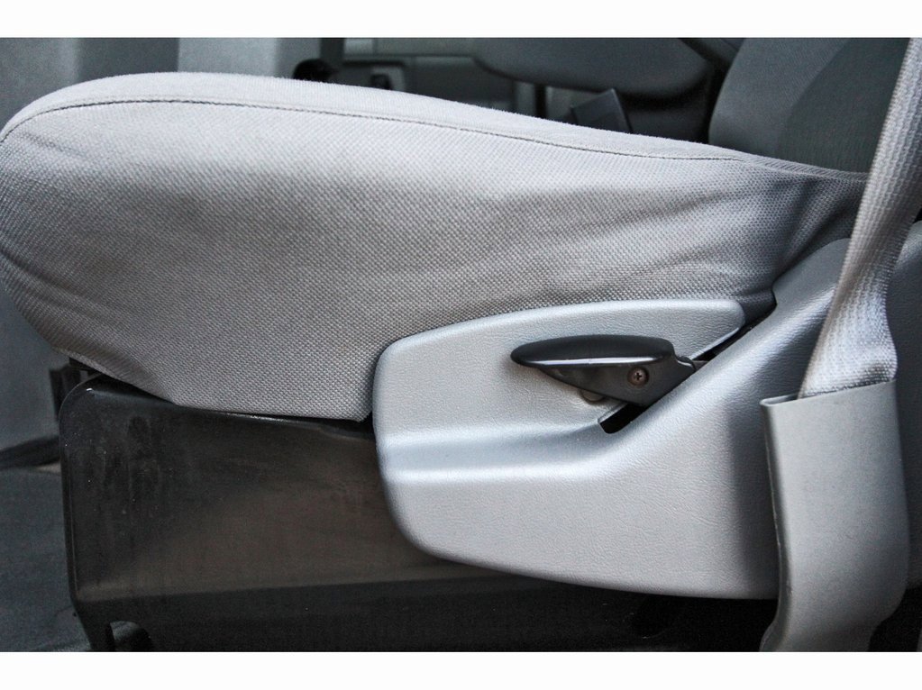 Used 2013 Ford E-350 and Econoline 350 XLT image 26