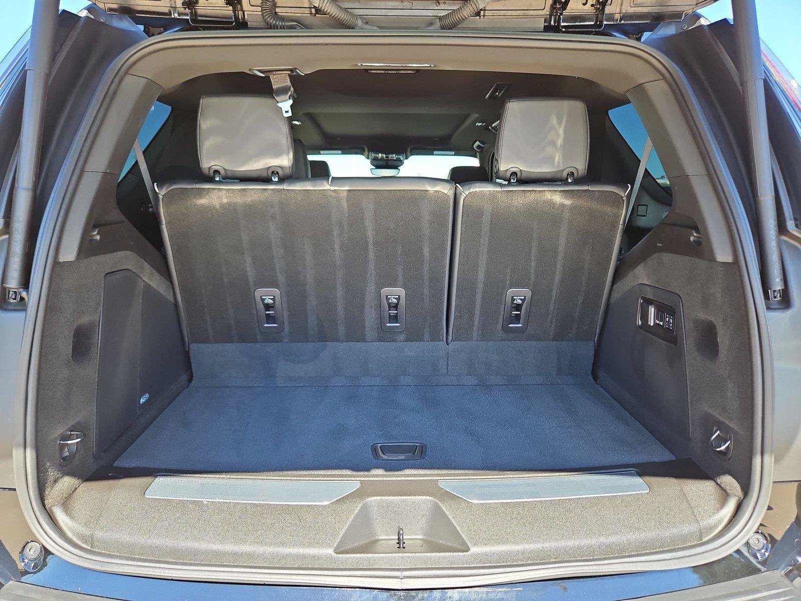 Certified 2026 Cadillac Escalade Luxury w/ Touring Package RWD image 32