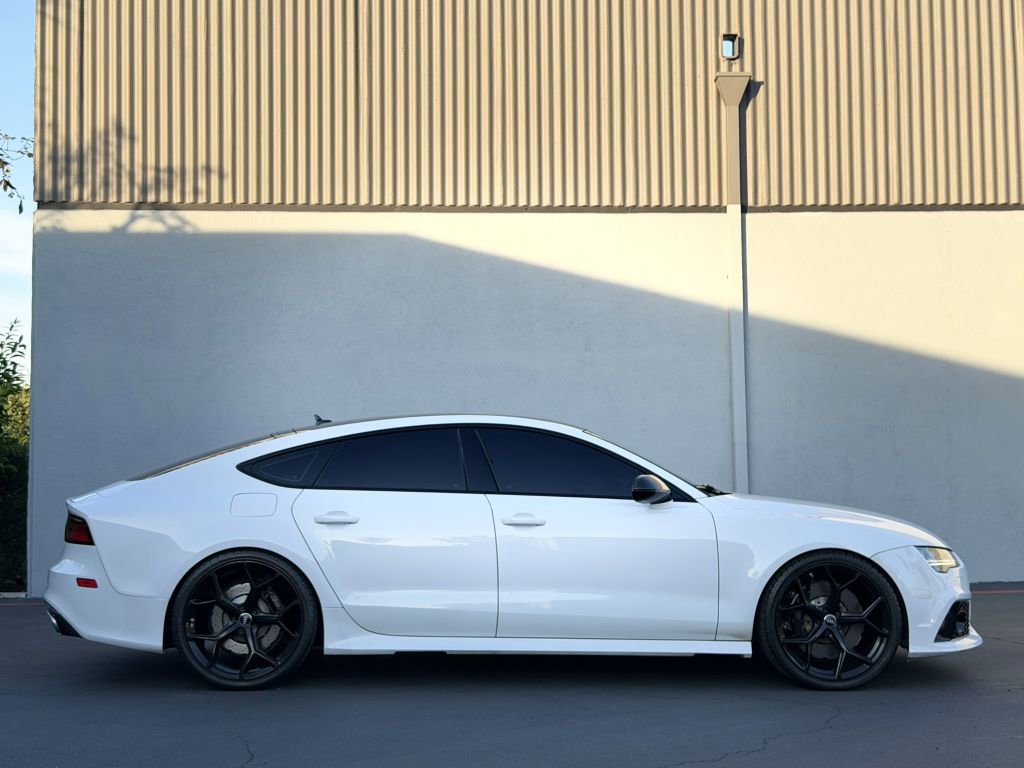 Used 2017 Audi RS 7 Prestige image 3