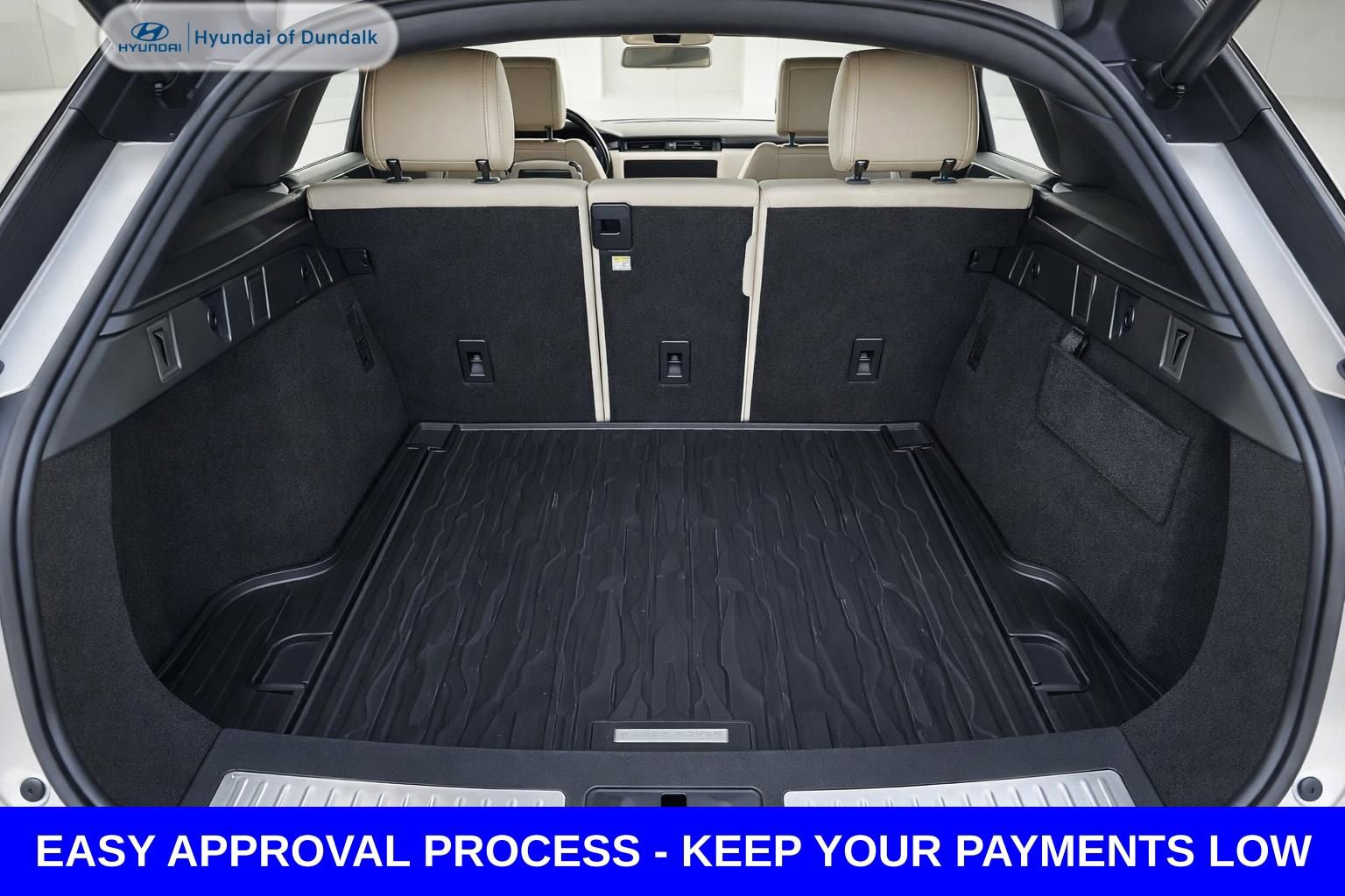 Used 2020 Land Rover Range Rover Velar R-Dynamic S image 17