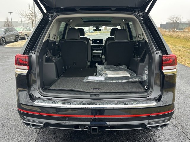 New 2026 Volkswagen Atlas SEL Premium R-Line image 17