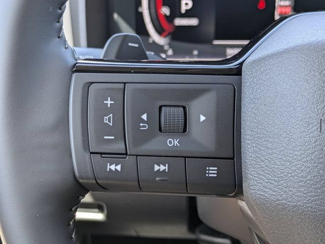 Used 2025 Nissan Rogue SL FWD image 22