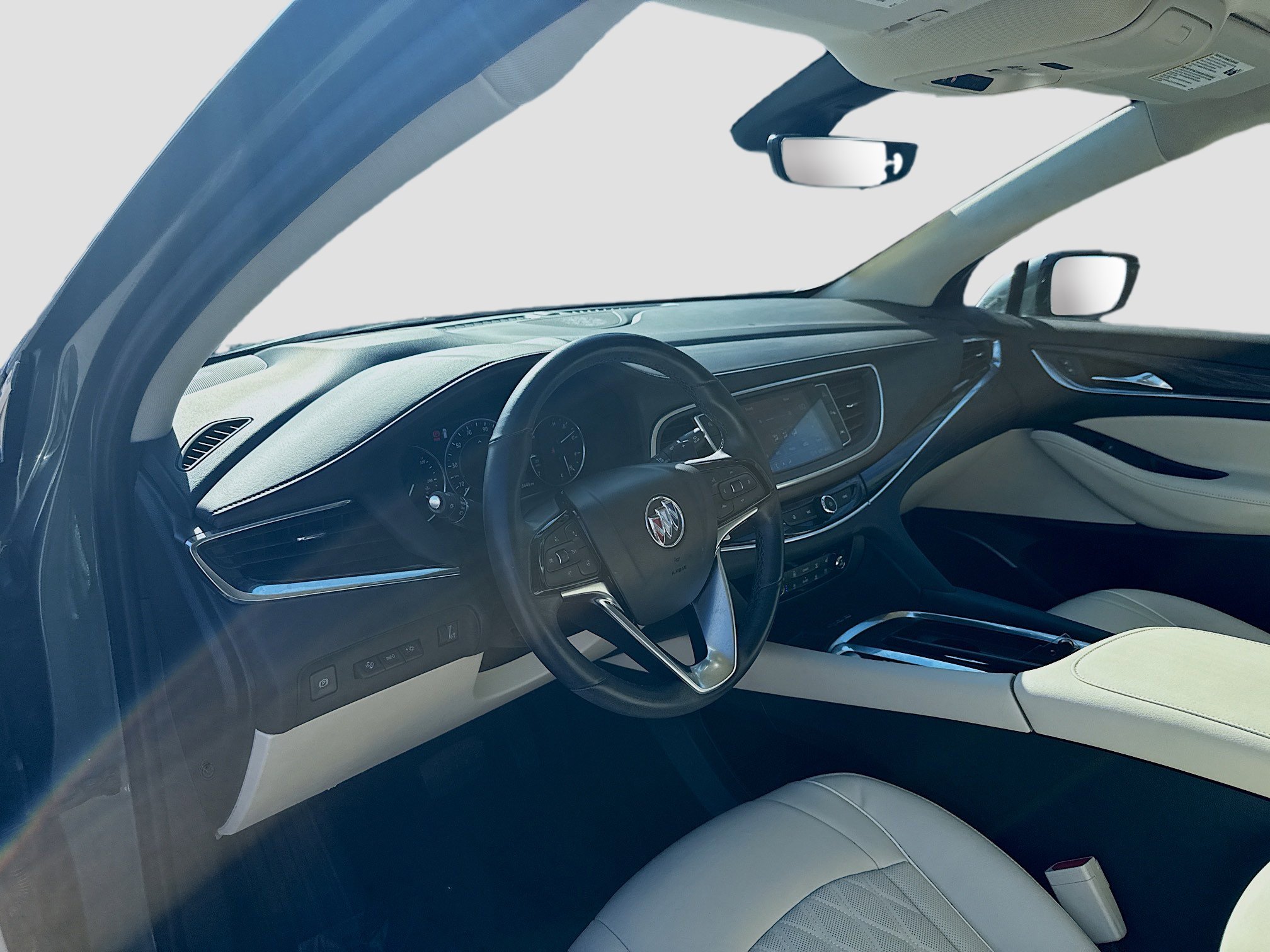 Used 2022 Buick Enclave Avenir w/ Avenir Technology Package image 9