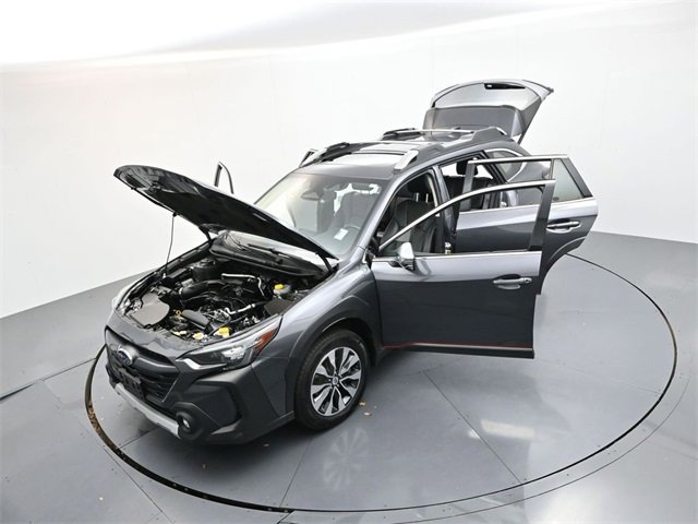 Used 2023 Subaru Outback Touring image 36