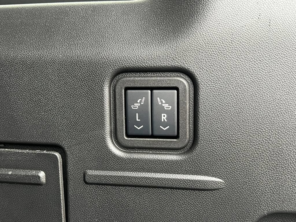 New 2025 GMC Hummer EV 2X AWD/4WD image 38