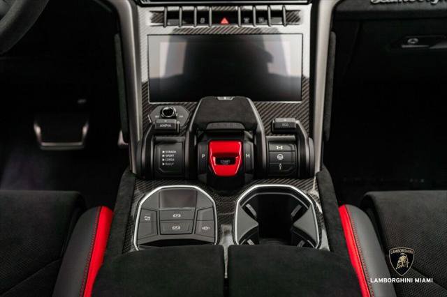 Used 2023 Lamborghini Urus Performante image 45