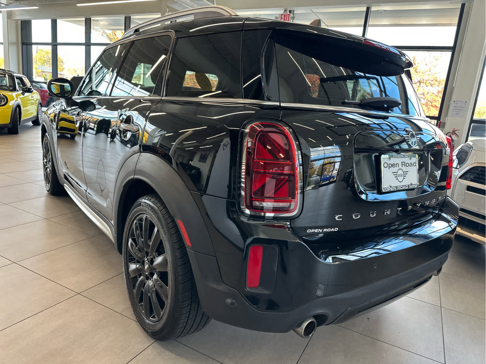 Used 2022 MINI Cooper Countryman S w/ Storage Package image 3