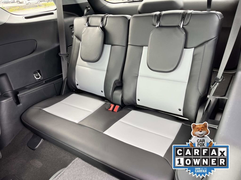 Used 2023 Ford Explorer XLT w/ Equipment Group 202A image 19