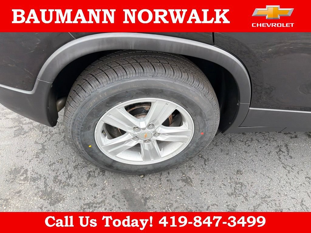 Used 2022 Chevrolet Trax LT w/ LT Convenience Package FWD image 10
