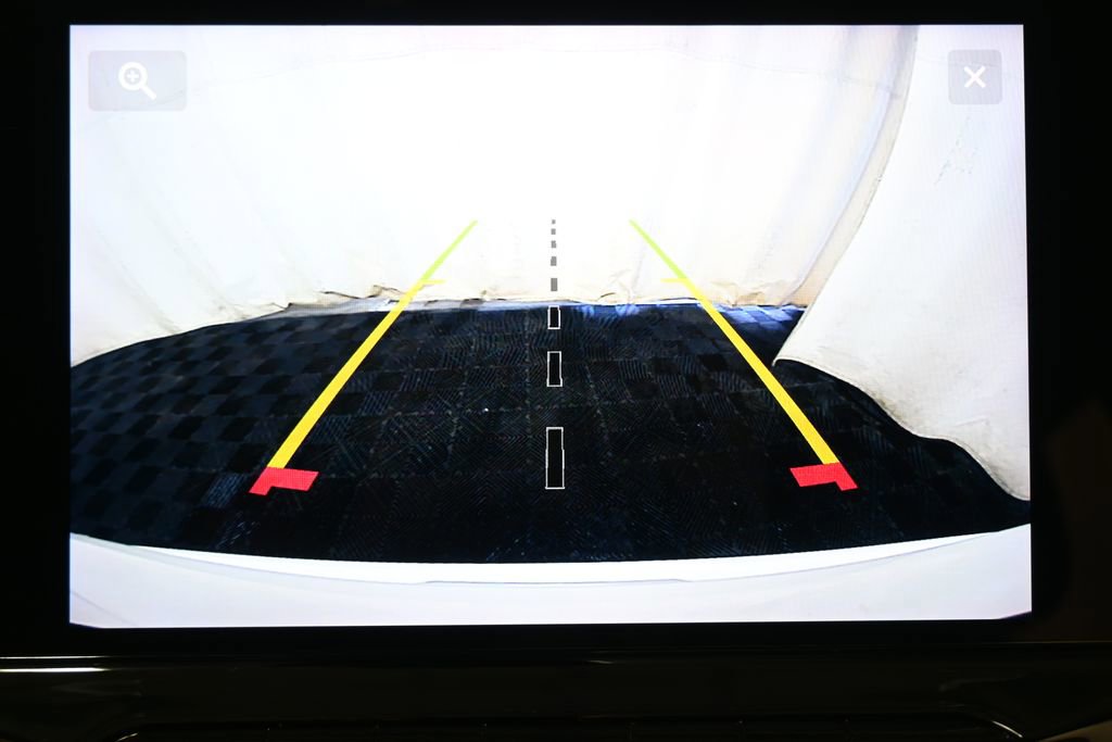 Used 2023 Jeep Compass Latitude image 17