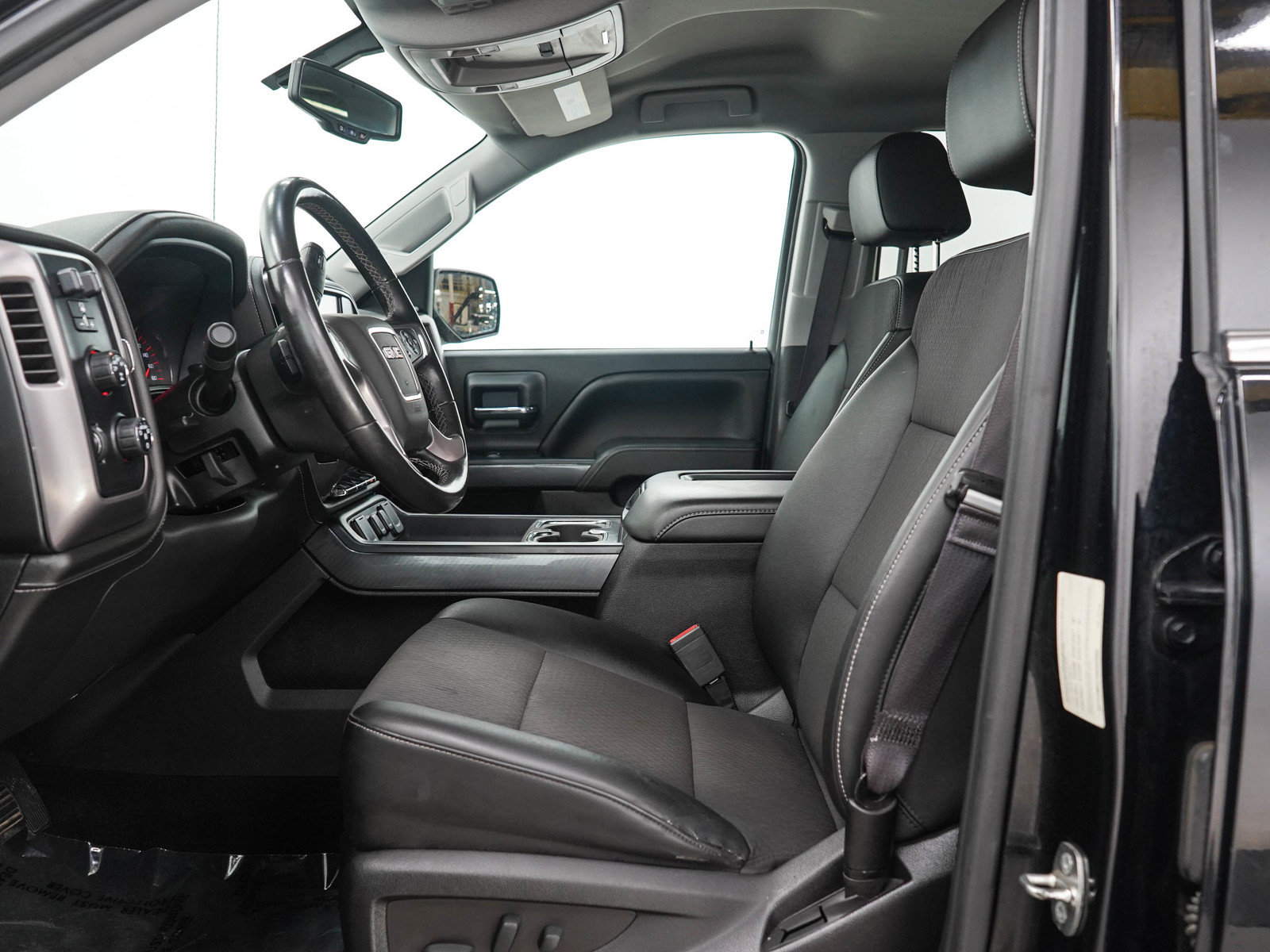 Used 2016 GMC Sierra 1500 SLE w/ All-Terrain Package AWD/4WD image 22