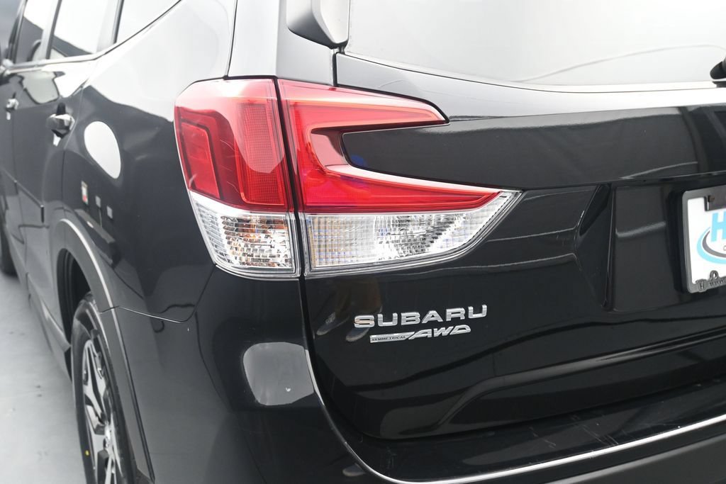 Used 2024 Subaru Forester Premium AWD/4WD image 11